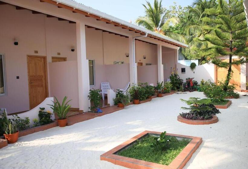 Pensió Evila Inn Thoddoo