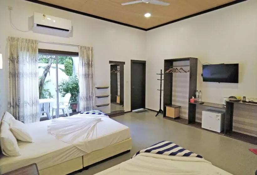 پانسیون Thoddoo Inn