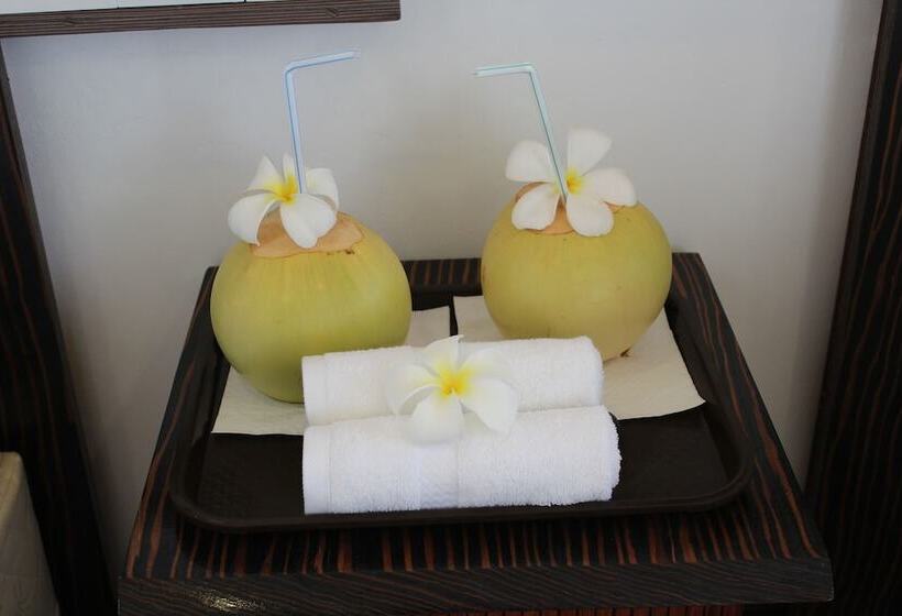 پانسیون Thoddoo Inn