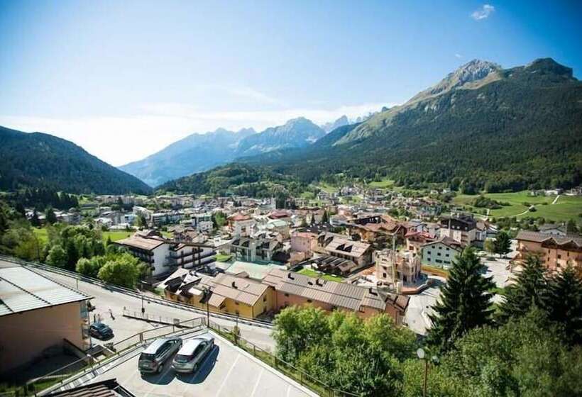 ホテル Costaverde Ai Roni