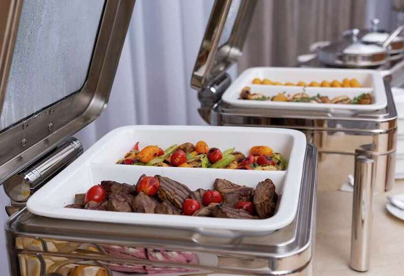 هتل Doubletree By Hilton Almaty