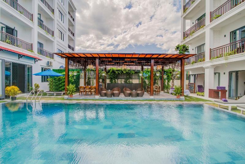 White Lotus Hotel Hoian