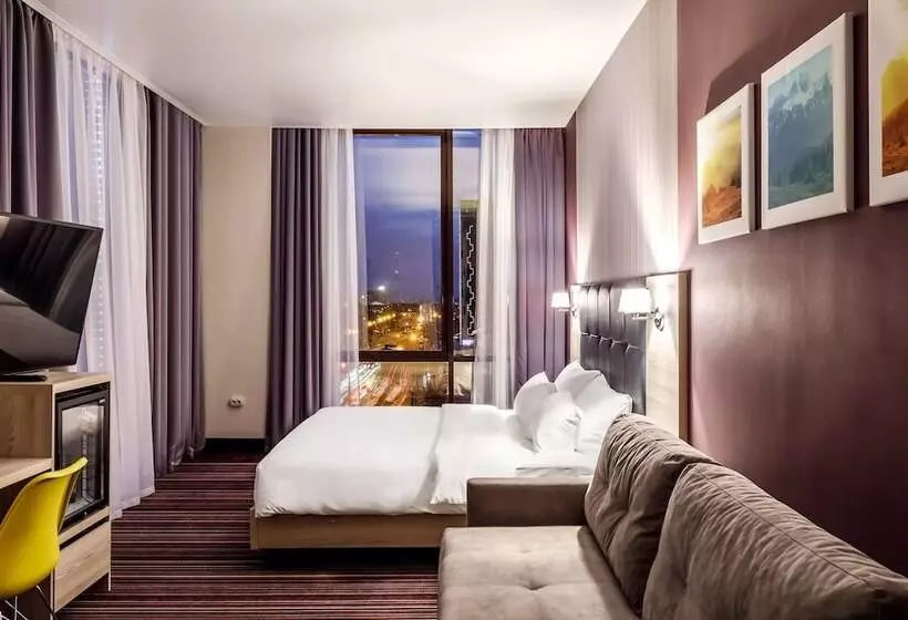 ホテル Golden Tulip Krasnodar