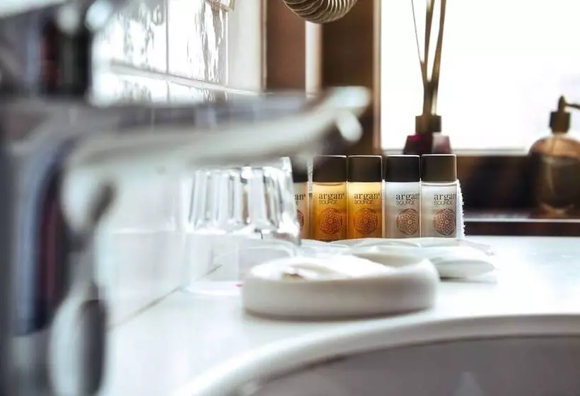 ホテル Golden Tulip Krasnodar