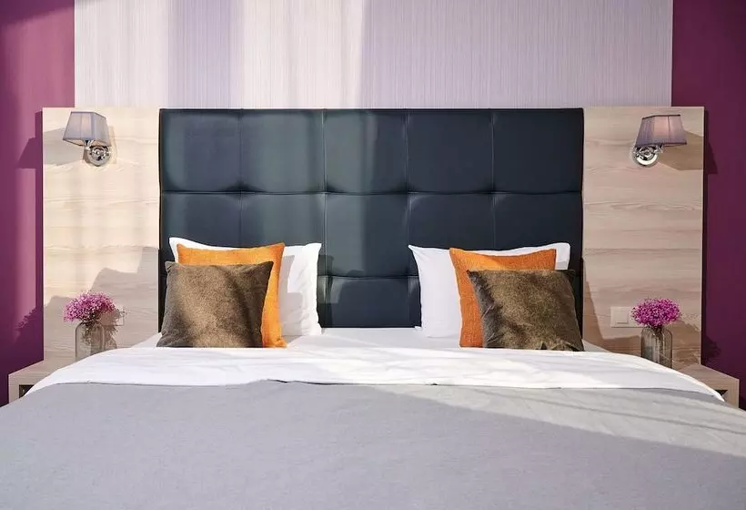 ホテル Golden Tulip Krasnodar