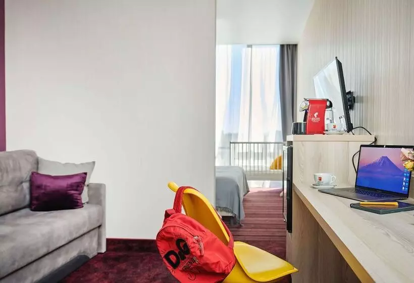 ホテル Golden Tulip Krasnodar