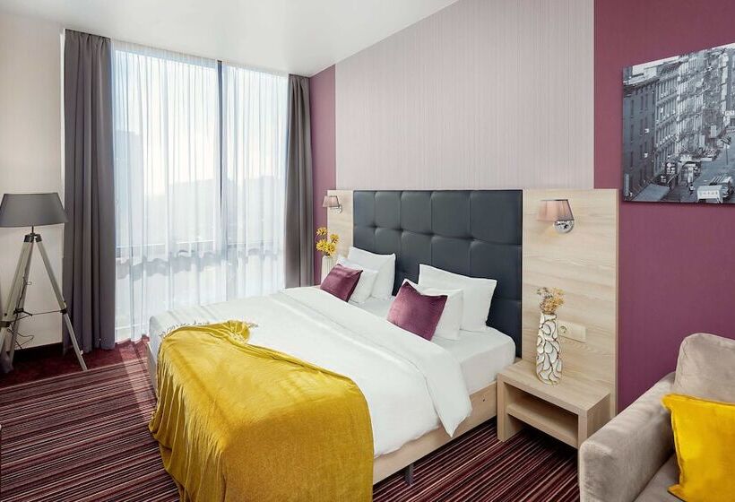 호텔 Golden Tulip Krasnodar