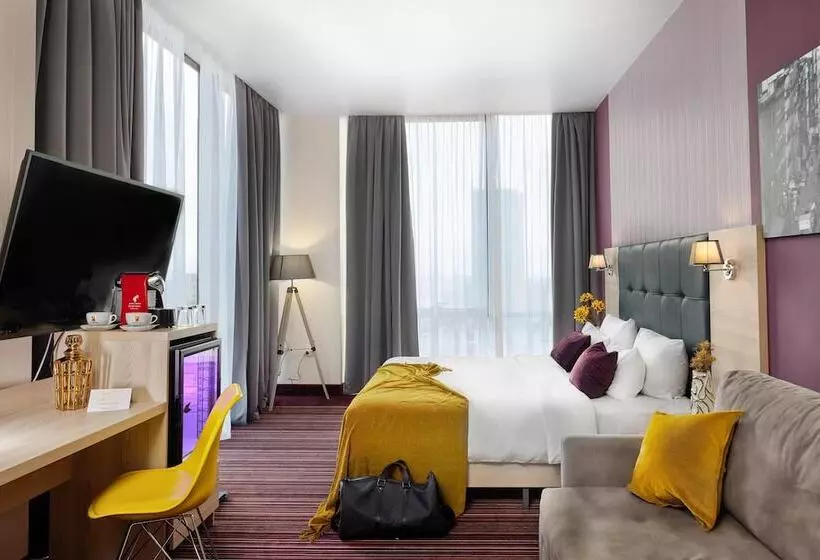 ホテル Golden Tulip Krasnodar