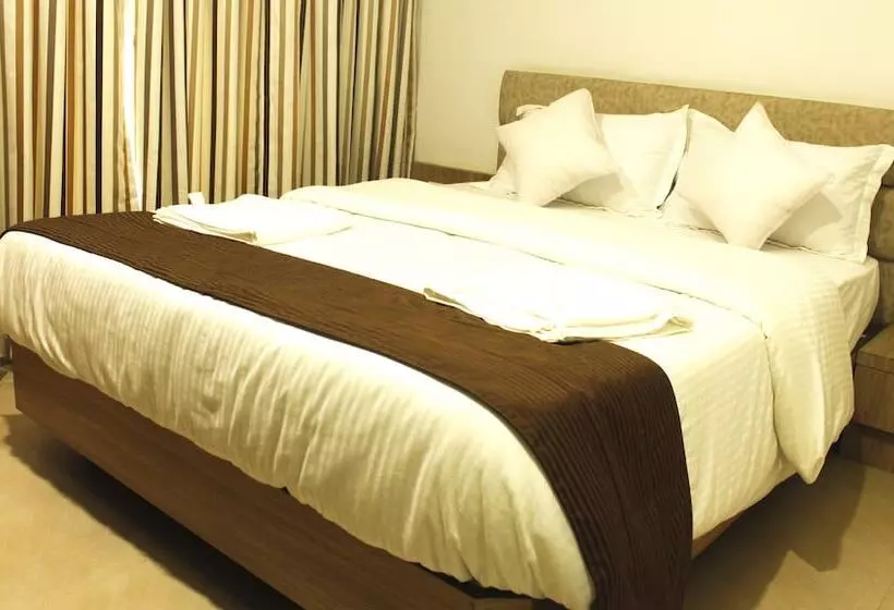 ホテル Jai Malhar Residency