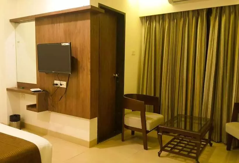 ホテル Jai Malhar Residency