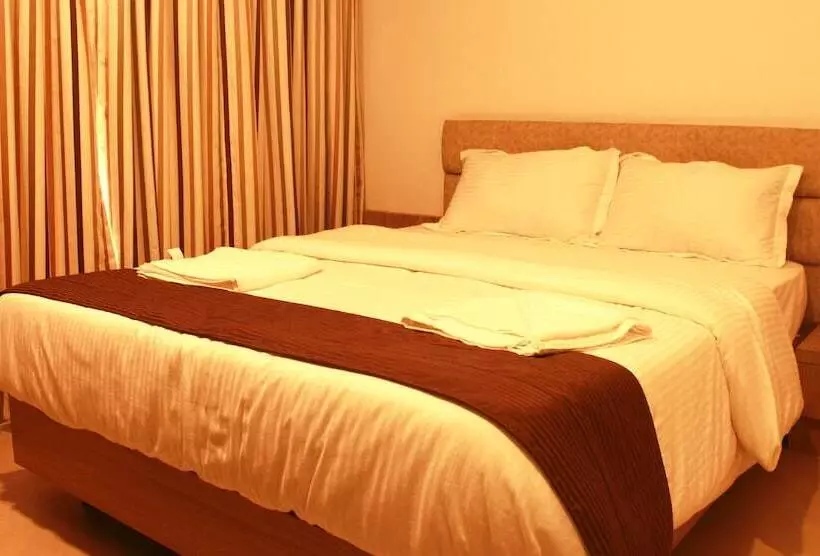 ホテル Jai Malhar Residency