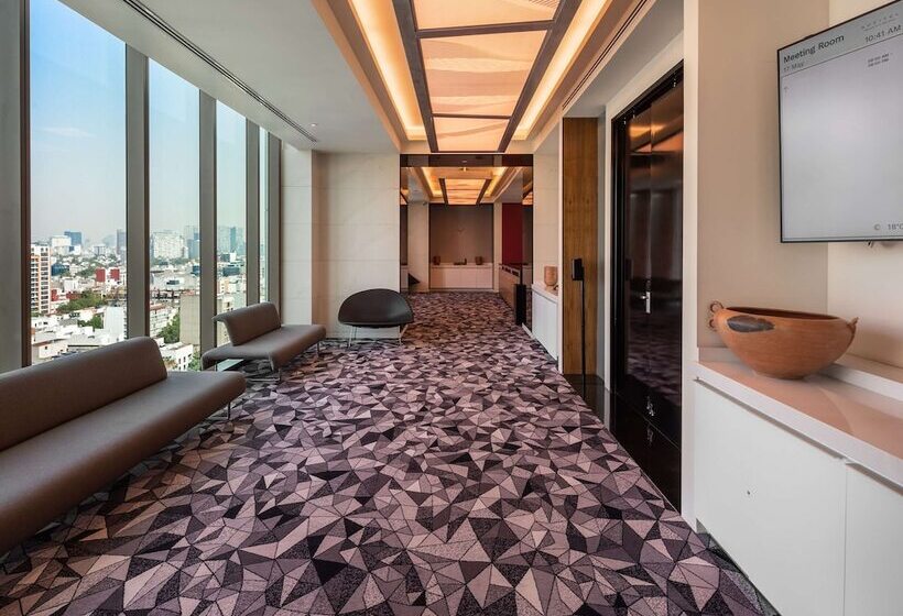 Отель Sofitel Mexico City Reforma