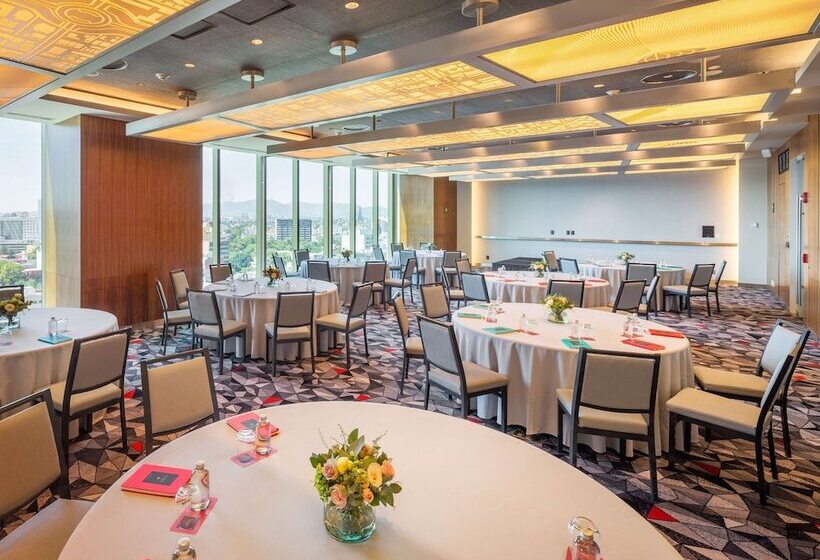 Отель Sofitel Mexico City Reforma