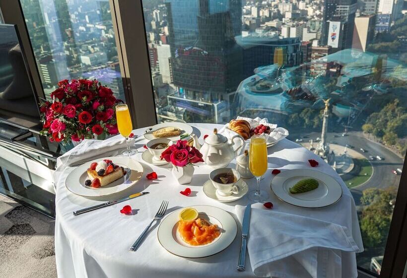 Отель Sofitel Mexico City Reforma