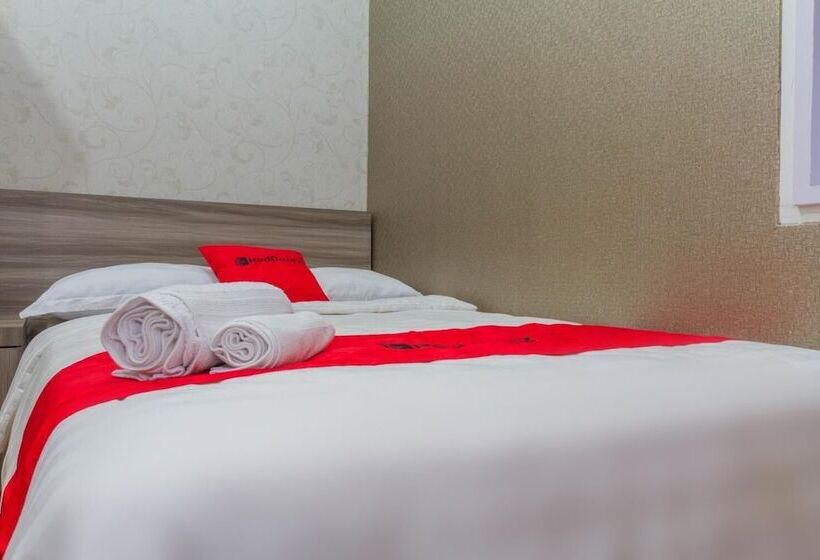 Pensió Reddoorz Plus Near Ipdn