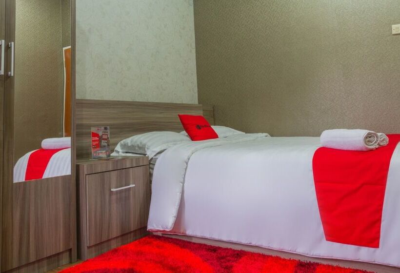 Pensió Reddoorz Plus Near Ipdn