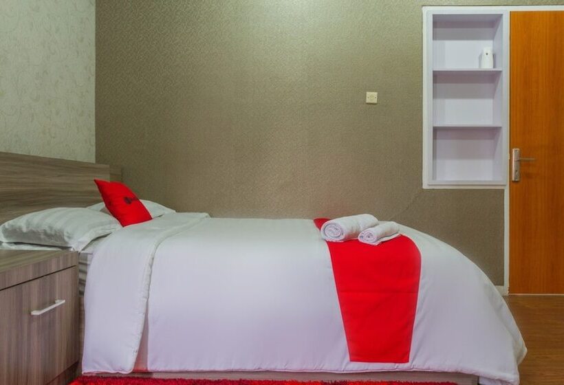 Pensió Reddoorz Plus Near Ipdn