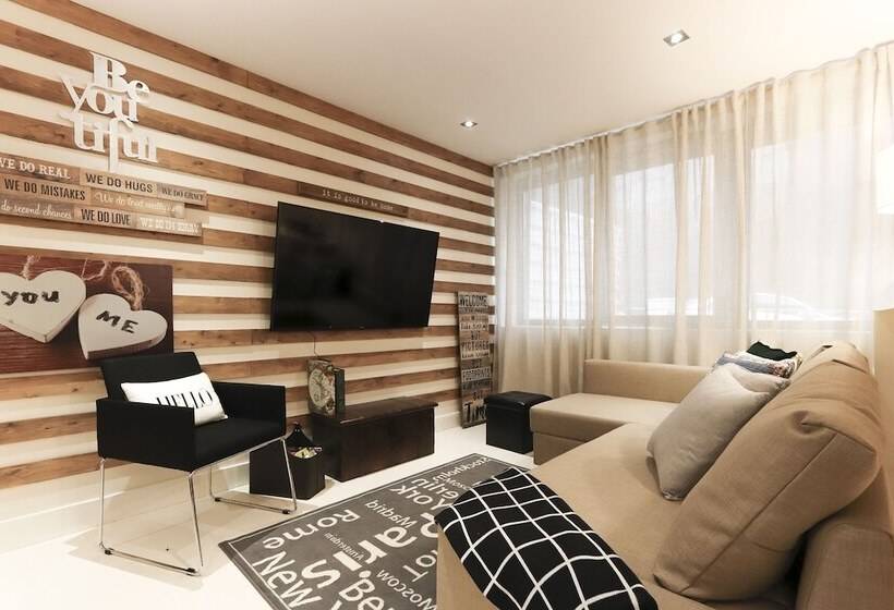 Marques Design I By Homing