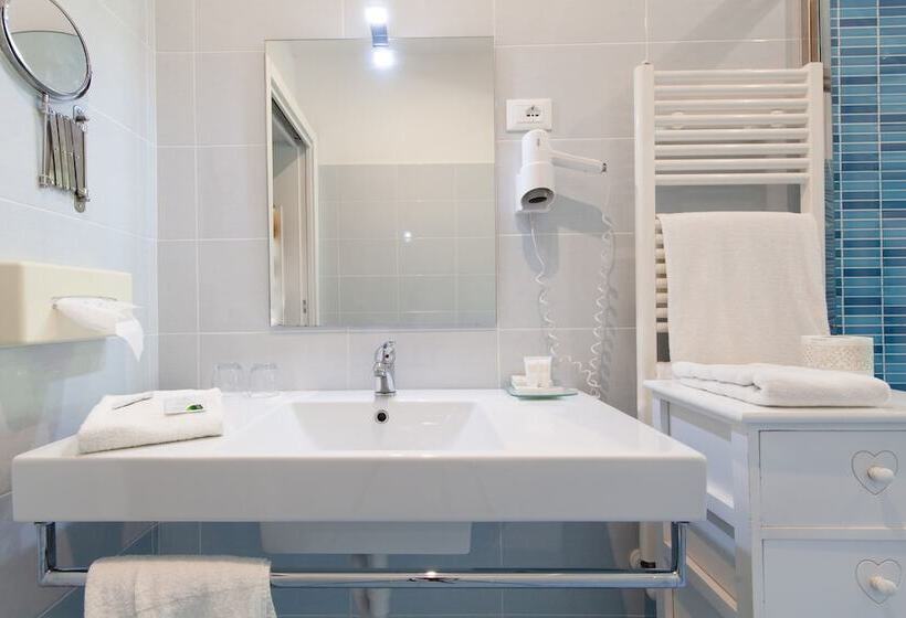 בית מלון כפרי Paradiso Terme Resort & Spa Con 5 Piscine Termali