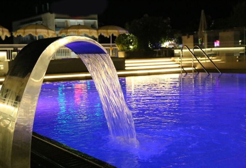 בית מלון כפרי Principe Palace