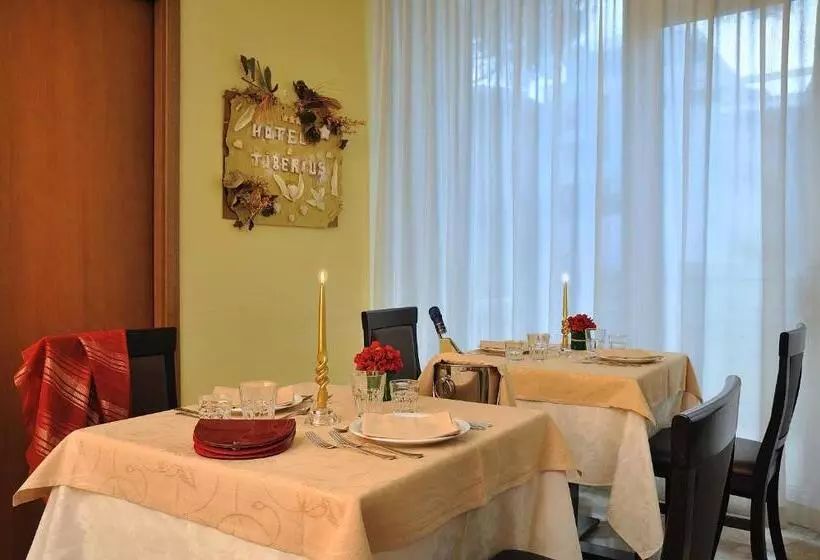 هتل Tiberius