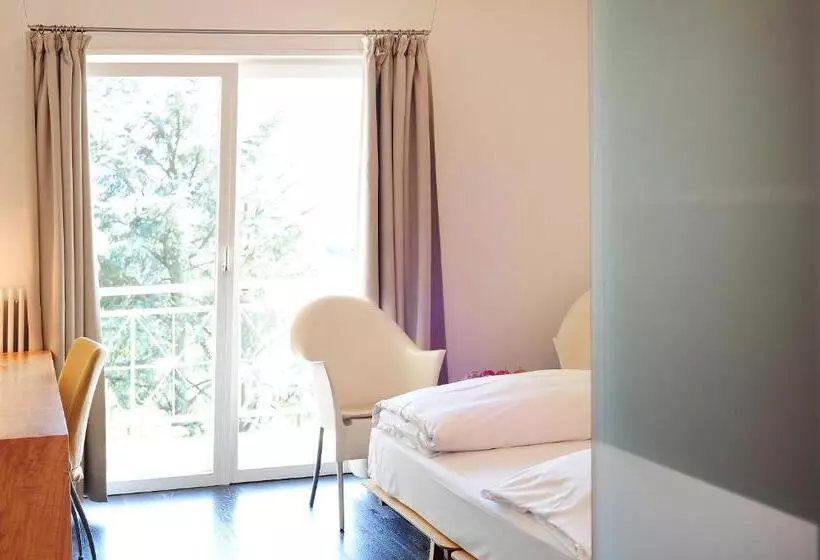 Отель Villa Tivoli