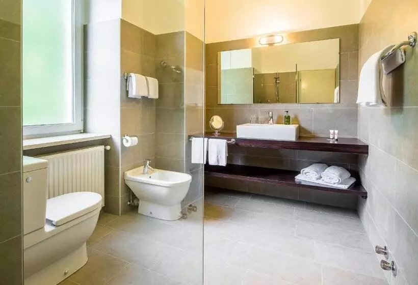 Отель Villa Tivoli