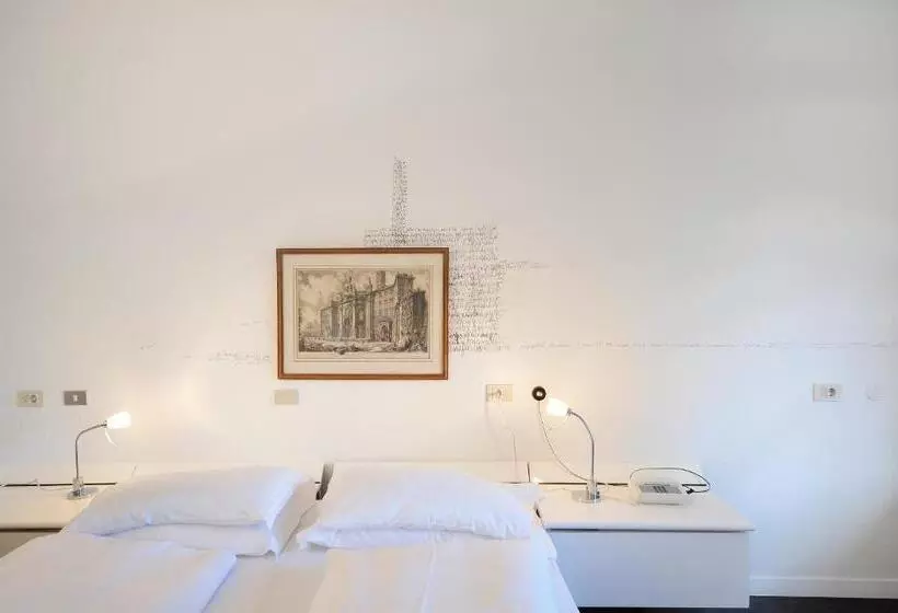 Отель Villa Tivoli