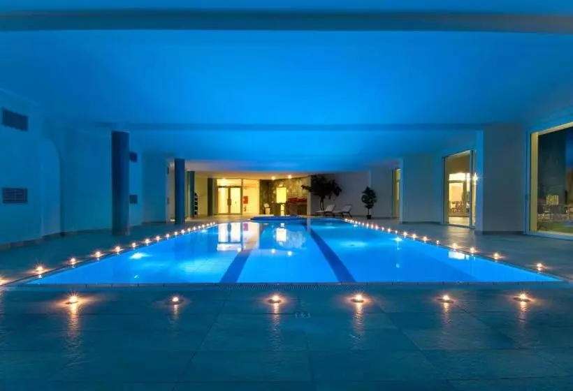 Отель Weingarten