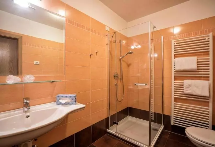 Отель Weingarten