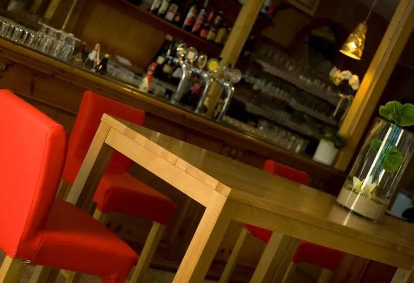 Отель Weingarten