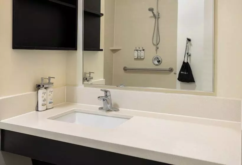 Hotelli Candlewood Suites Philadelphia   Airport Area, An Ihg