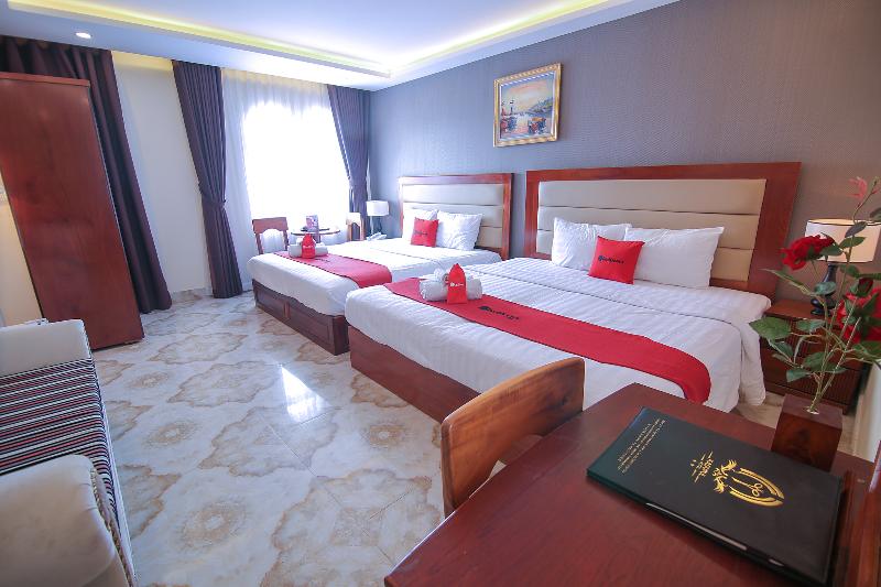 Fotos del hotel Reddoorz Premium @ Nguyen Thai Son Street:  13
