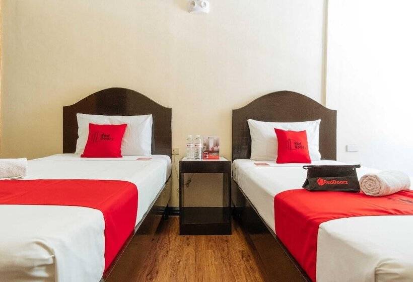 Hotell Reddoorz @ Vito Cruz Extension