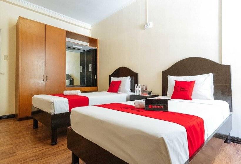 Hotell Reddoorz @ Vito Cruz Extension