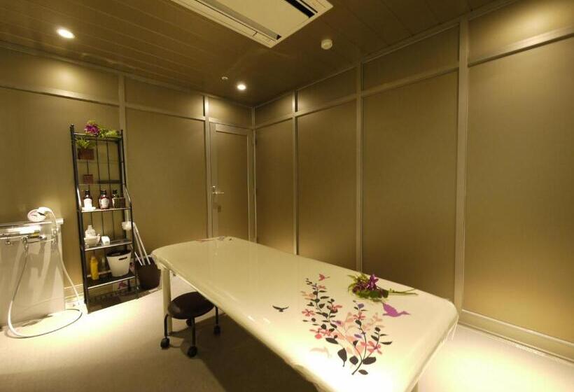 Hotel Himeji Castle Grandvrio