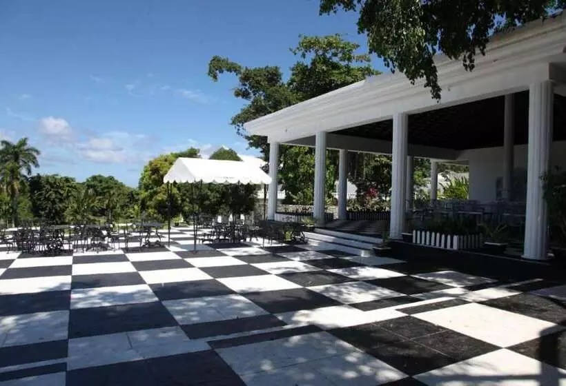 هتل Jamaica Palace