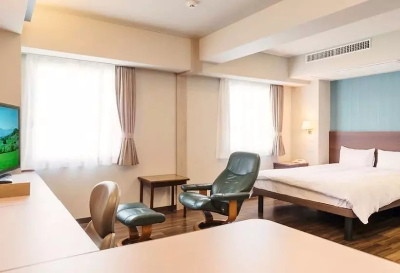 호텔 New  Yokosuka