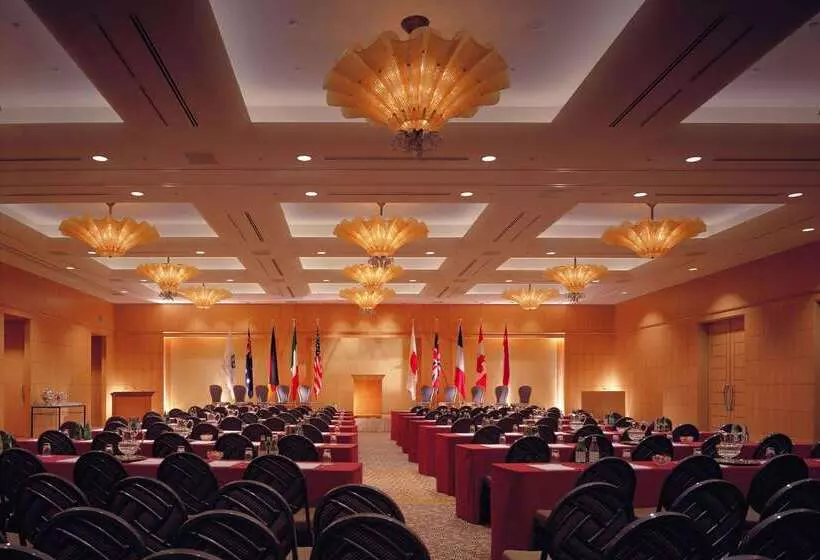 The Yokohama Bay Hotel Tokyu