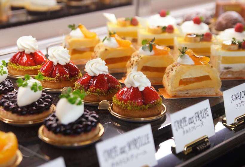 The Yokohama Bay Hotel Tokyu