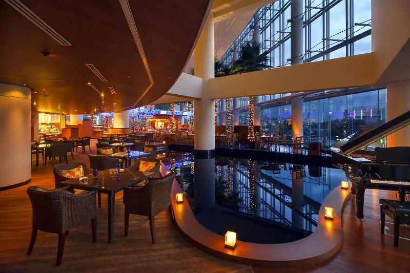 The Yokohama Bay Hotel Tokyu