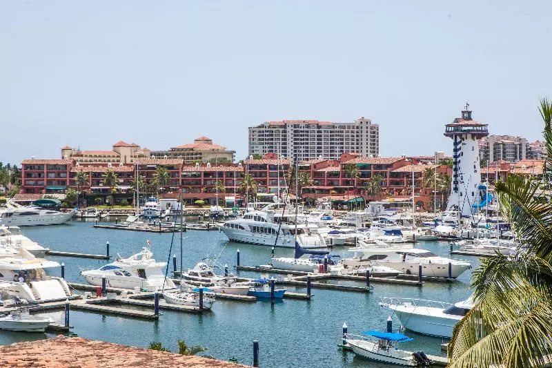 Flamingo Vallarta Hotel & Marina