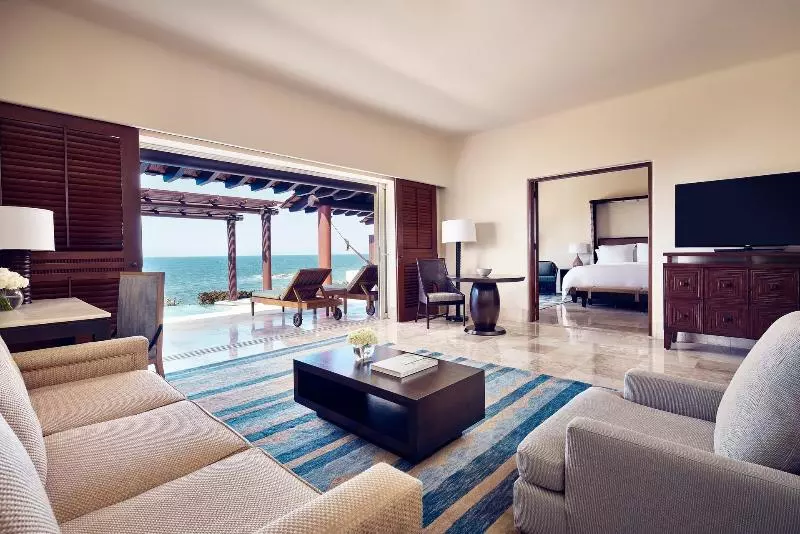 Four Seasons Resort Punta Mita