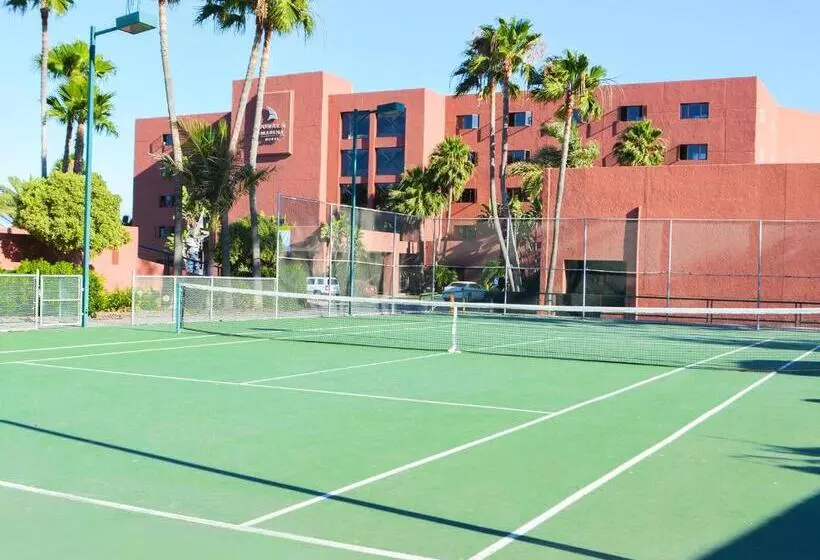 酒店 Coral & Marina