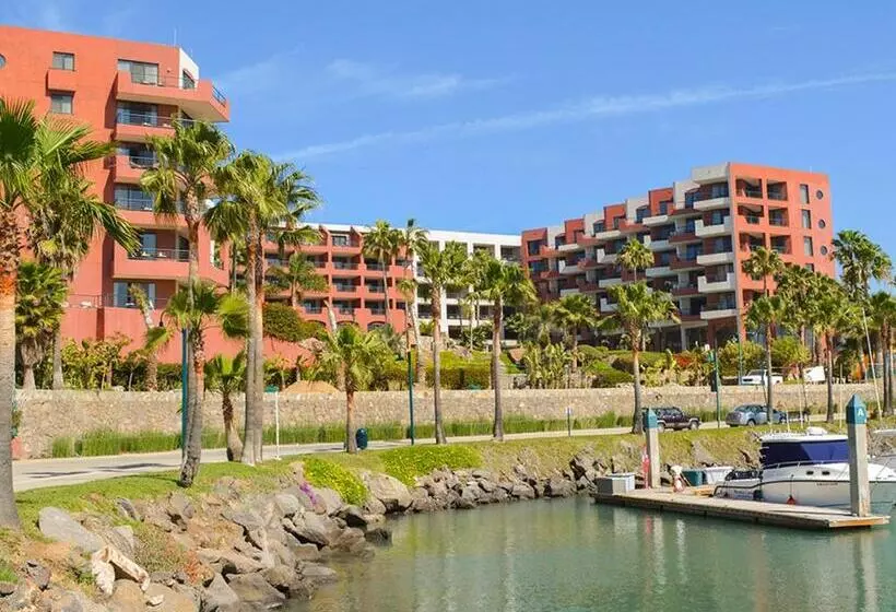 酒店 Coral & Marina