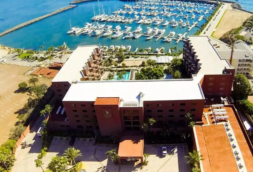 酒店 Coral & Marina