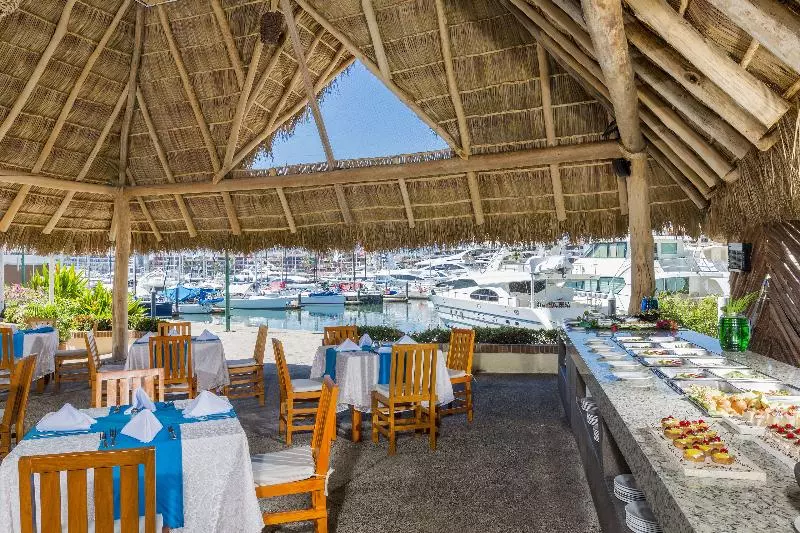 Flamingo Vallarta Hotel & Marina