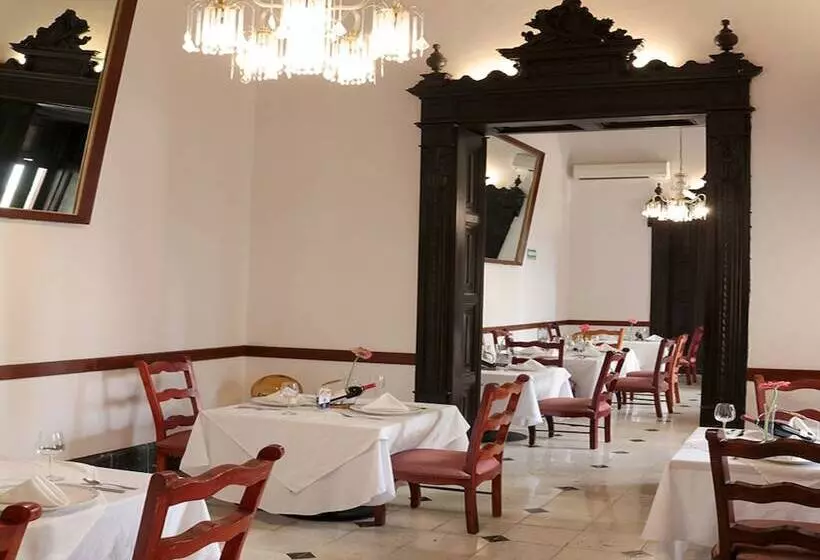 ホテル Misión Mérida Panamericana