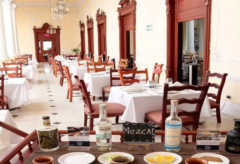 ホテル Misión Mérida Panamericana