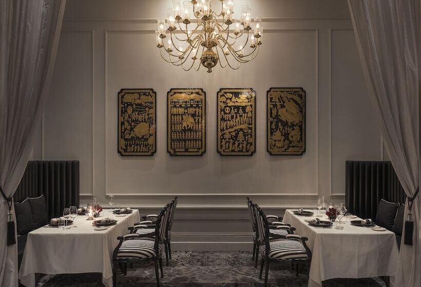 هتل The Strand Yangon